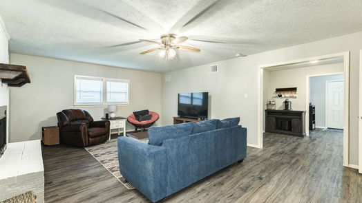 Lake Jackson 1-story, 3-bed 304 Gardenia Street-idx