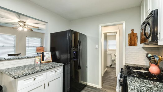 Lake Jackson 1-story, 3-bed 304 Gardenia Street-idx