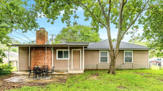 Lake Jackson 1-story, 3-bed 304 Gardenia Street-idx