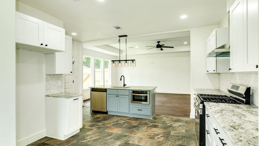 Lake Jackson null-story, 3-bed 120 Honeysuckle Street-idx