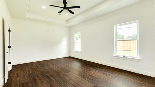 Lake Jackson null-story, 3-bed 120 Honeysuckle Street-idx
