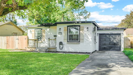 Lake Jackson null-story, 2-bed 121 Huisache Street-idx