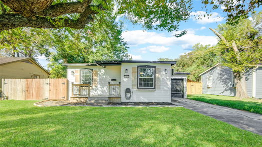 Lake Jackson null-story, 2-bed 121 Huisache Street-idx
