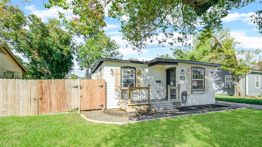 Lake Jackson null-story, 2-bed 121 Huisache Street-idx