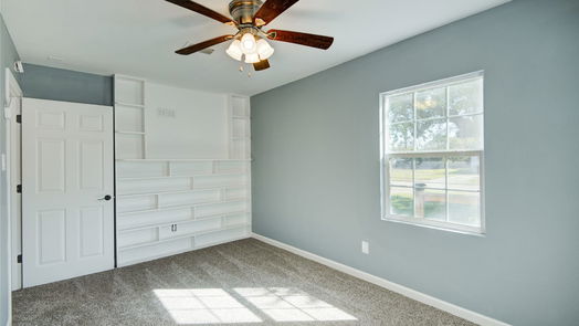 Lake Jackson null-story, 2-bed 121 Huisache Street-idx