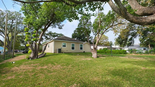 La Marque 1-story, 2-bed 233 Beatrice Street-idx
