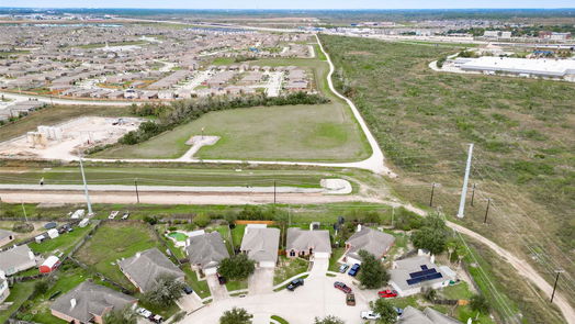 La Marque 1-story, 4-bed 143 Silver Lake Court-idx