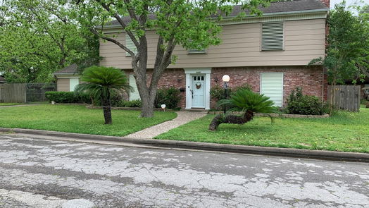 La Marque 2-story, 5-bed 1117 Estate Drive-idx
