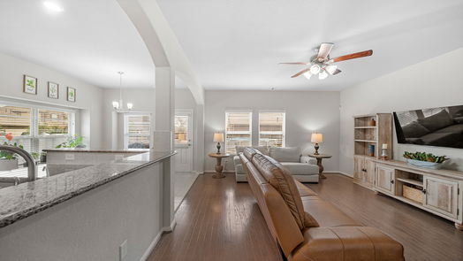 La Marque 2-story, 4-bed 358 Marble Springs Lane-idx