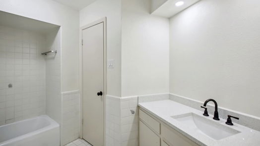 La Marque null-story, 4-bed 2215 Carriage Lane-idx