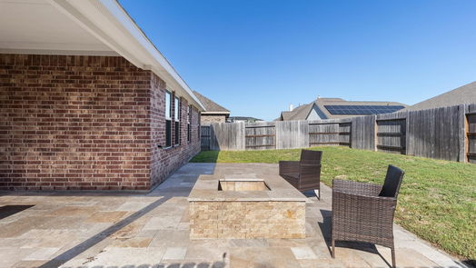Texas City 1-story, 3-bed 12417 Berberry Drive-idx