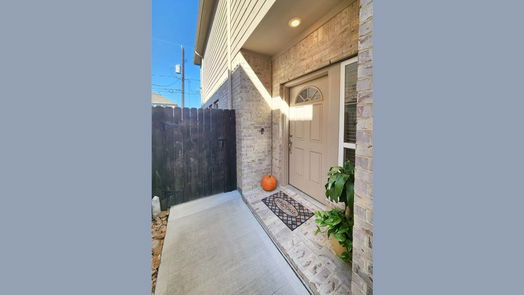 La Porte 2-story, 4-bed 505 N 6th Street-idx