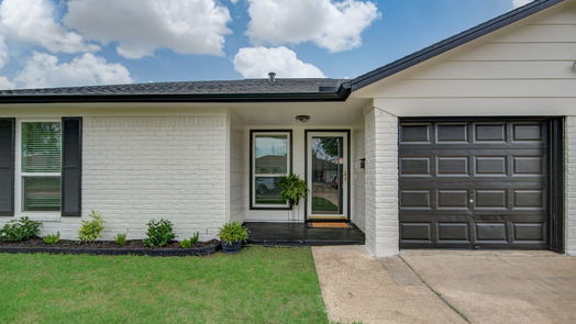 La Porte 1-story, 3-bed 10106 Catlett Lane-idx