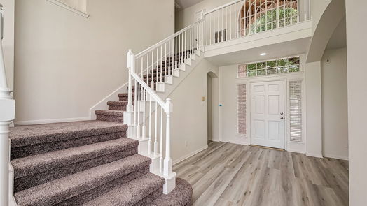 La Porte 2-story, 4-bed 3522 Brookwood Drive-idx