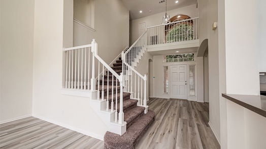 La Porte 2-story, 4-bed 3522 Brookwood Drive-idx