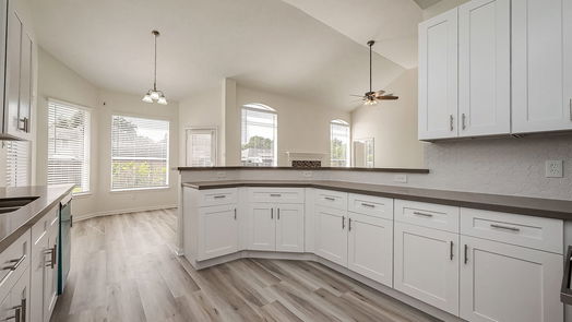 La Porte 2-story, 4-bed 3522 Brookwood Drive-idx