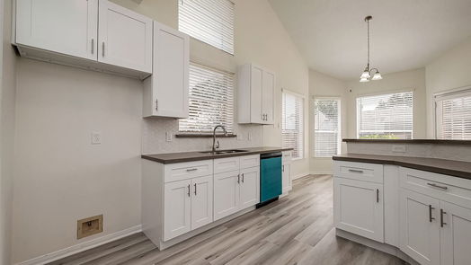 La Porte 2-story, 4-bed 3522 Brookwood Drive-idx