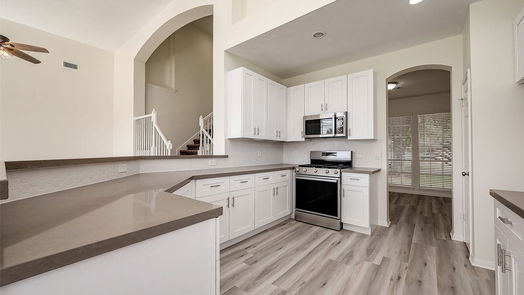 La Porte 2-story, 4-bed 3522 Brookwood Drive-idx