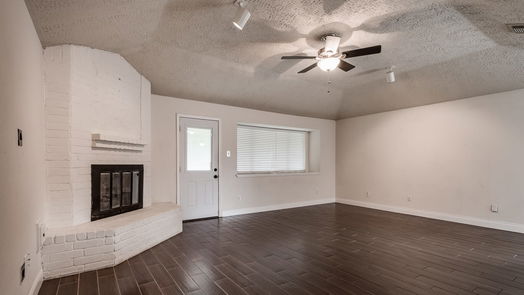 La Porte 1-story, 3-bed 905 Canyon Springs Drive-idx