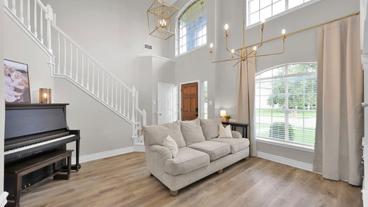 La Porte 2-story, 4-bed 11006 Mesquite Drive-idx