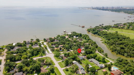 La Porte 2-story, 4-bed 322 Bayshore Drive-idx