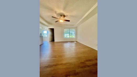 La Porte 1-story, 3-bed 11002 N H Street-idx