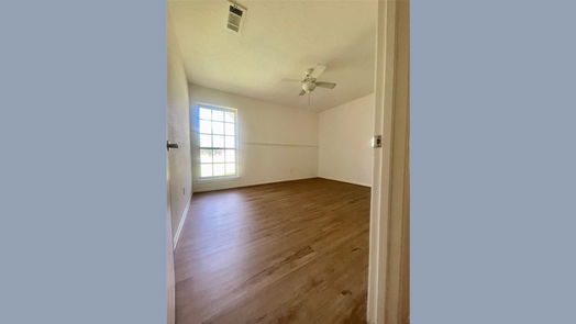 La Porte 1-story, 3-bed 11002 N H Street-idx