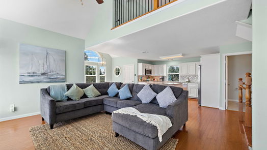 Shoreacres 3-story, 6-bed 3418 Miramar Drive-idx