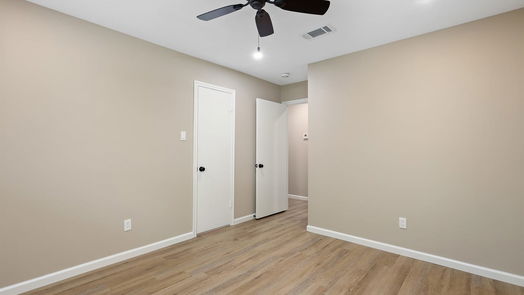 League City 1-story, 3-bed 2020 Williamsburg Court N-idx