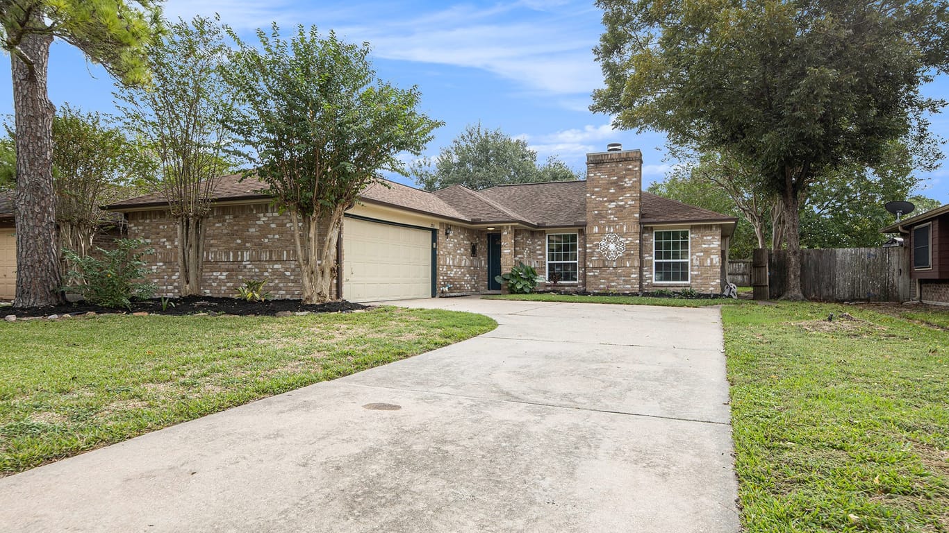 League City 1-story, 3-bed 2921 Laurelridge Drive-idx