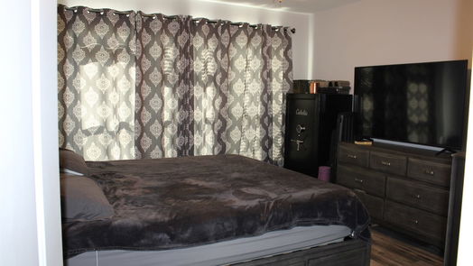 League City 2-story, 4-bed 708 Applewood Drive-idx