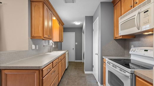 League City 2-story, 3-bed 510 Birdsong Drive-idx