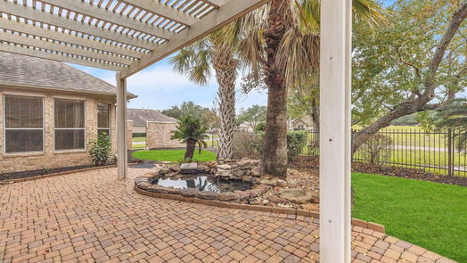 League City 2-story, 3-bed 2318 Fairway Pointe Drive-idx