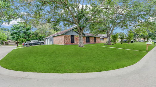 League City 1-story, 3-bed 2001 Williamsburg Court N-idx