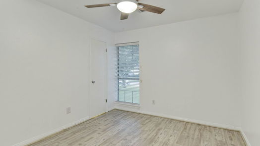 League City 1-story, 3-bed 2001 Williamsburg Court N-idx