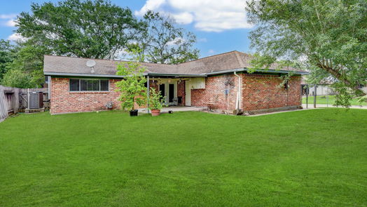 League City 1-story, 3-bed 2001 Williamsburg Court N-idx