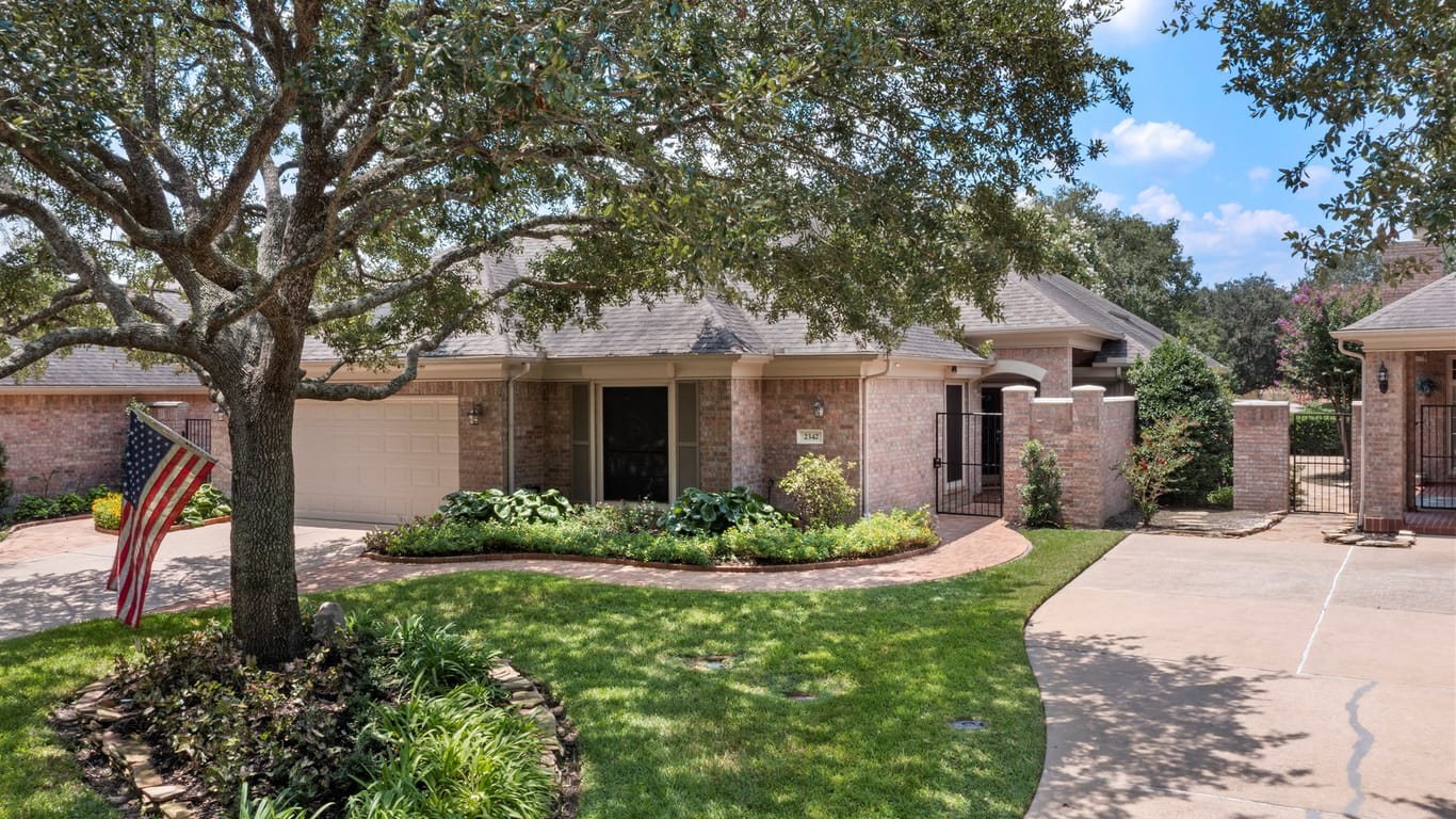 League City 1-story, 3-bed 2342 Fairway Pointe Drive-idx