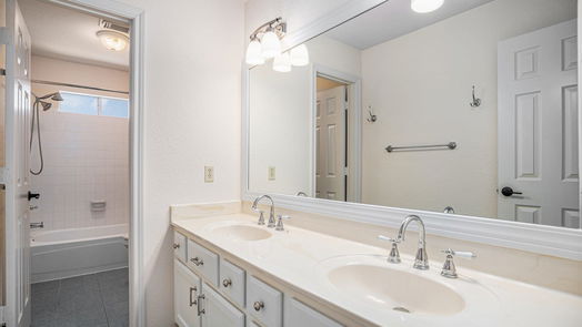 League City 2-story, 4-bed 4206 Pebble Beach Drive-idx