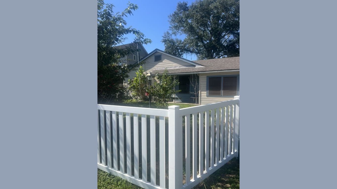 League City 1-story, 2-bed 415 Perkins Avenue-idx