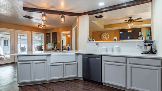 League City null-story, 4-bed 1306 Carefree Drive-idx