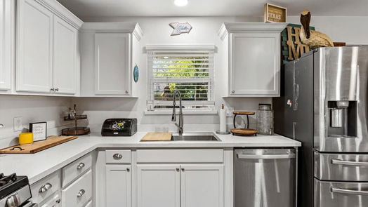 League City null-story, 3-bed 211 S Iowa Avenue-idx