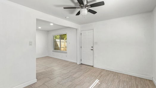 League City null-story, 3-bed 211 S Iowa Avenue-idx