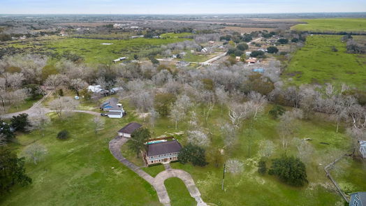 Manvel 2-story, 5-bed 9300 Oakcrest Drive-idx