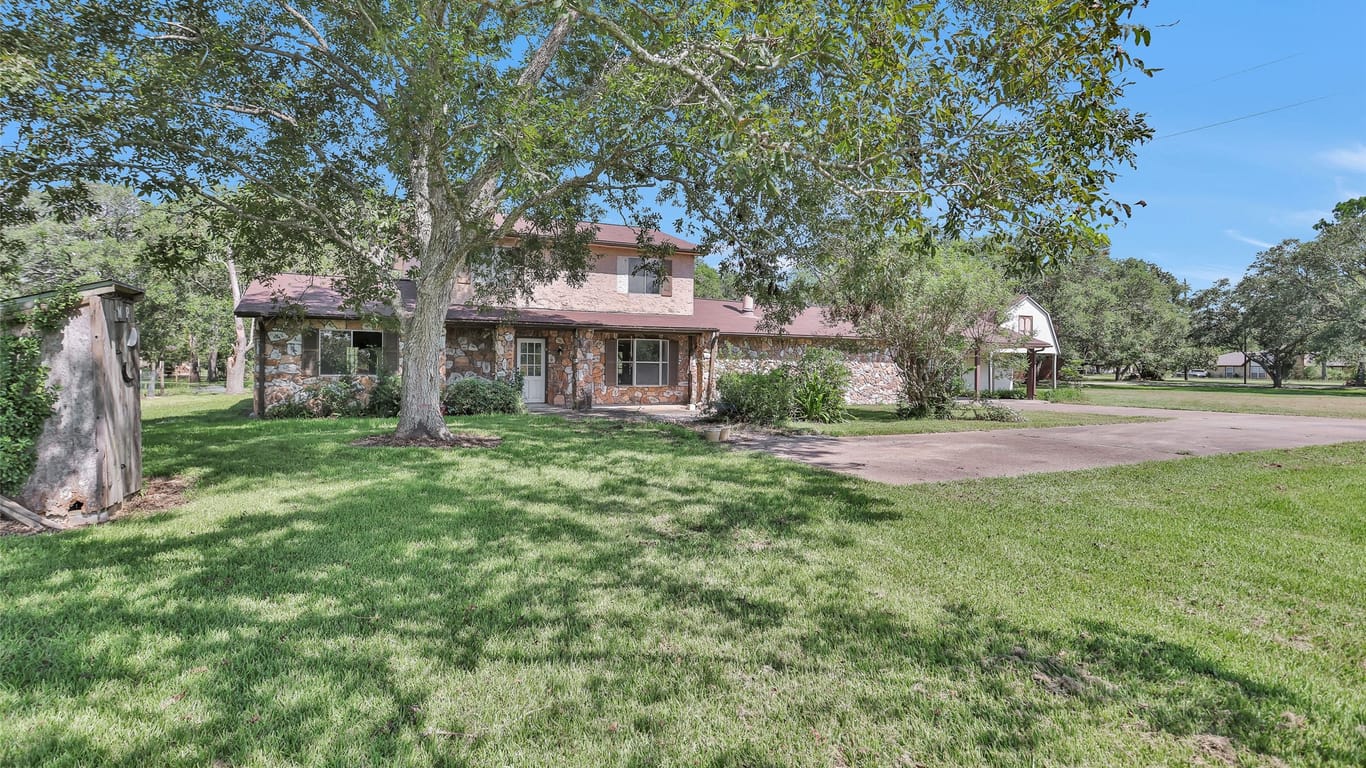 Manvel 2-story, 3-bed 5302 Old Chocolate Bayou Road-idx