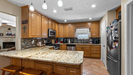 Pearland 1-story, 3-bed 5104 Halbert Drive-idx