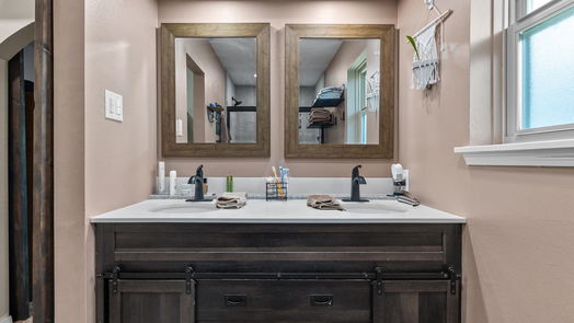 Pearland 1-story, 3-bed 5104 Halbert Drive-idx