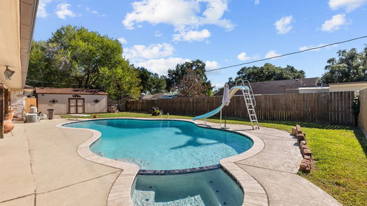 Pearland 1-story, 3-bed 5104 Halbert Drive-idx