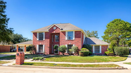 Pearland 2-story, 4-bed 2602 Briar View Drive-idx
