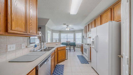 Pearland 1-story, 3-bed 1912 Plum Falls Lane-idx