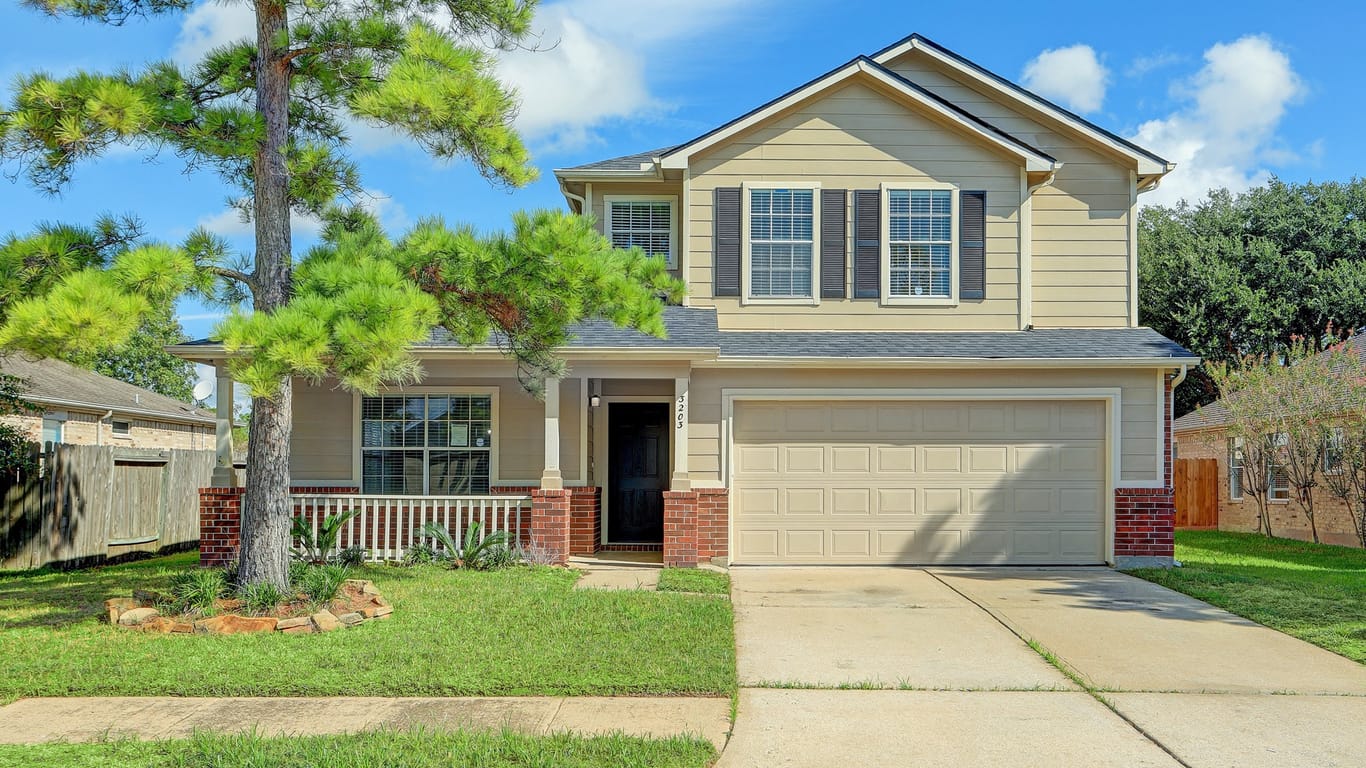 Pearland 2-story, 4-bed 3203 Wheatmeadow Court-idx